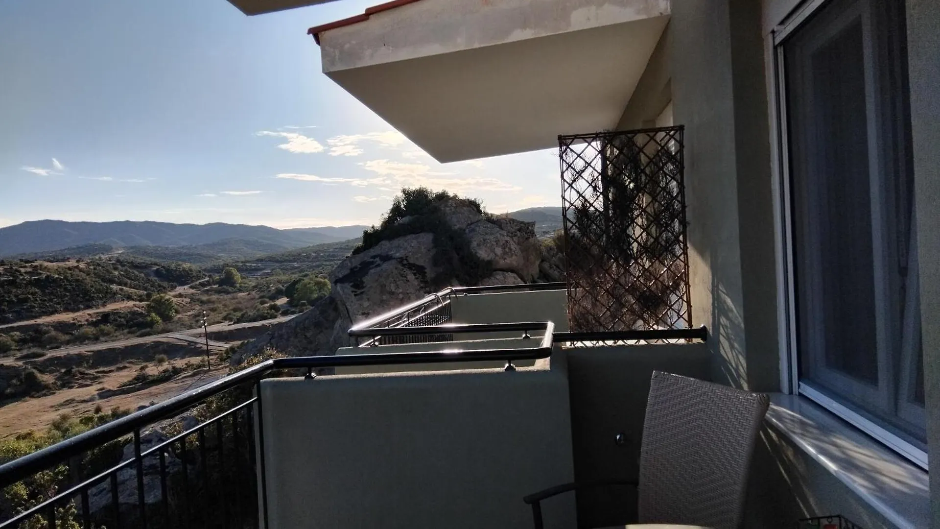 Efthea Valley Skala Sikias 0*,